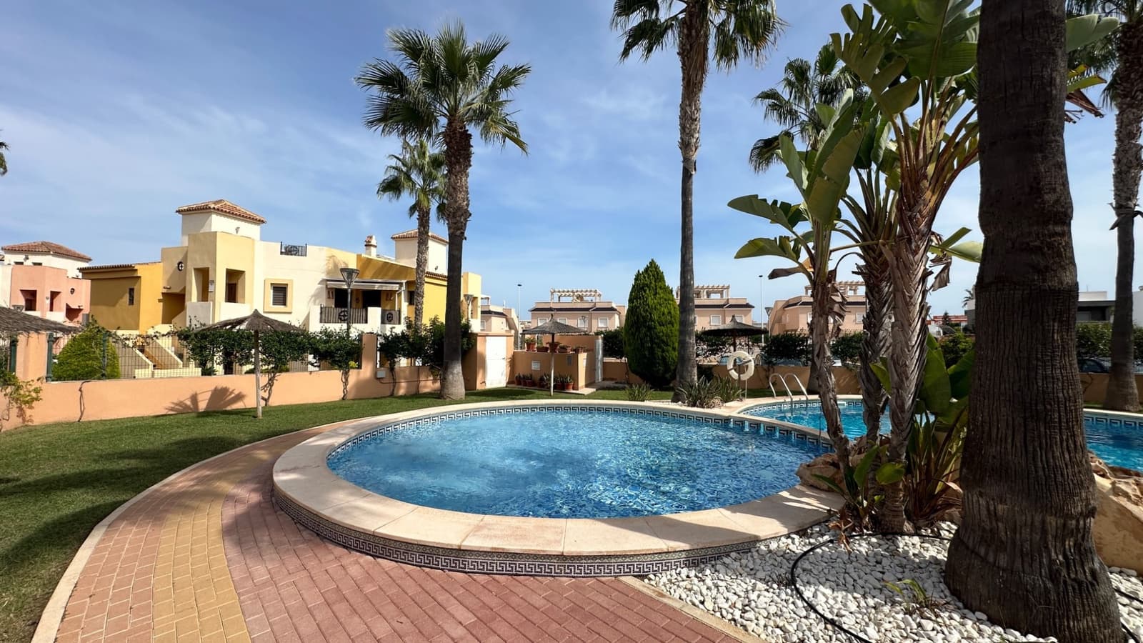 2 bedroom Townhouse for sale in Los Altos with pool garage - € 249,000 (Ref: 10114530)