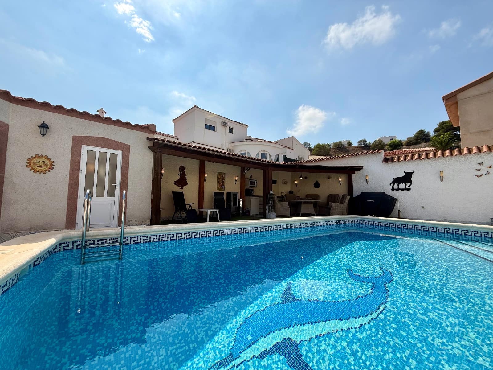 6 bedroom Villa for sale in Ciudad Quesada with pool garage - € 575,000 (Ref: 10114537)