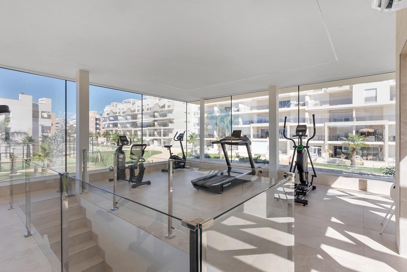 2 slaapkamer Appartement te koop in El Raso met zwembad garage - € 295.000 (Ref: 10114547)