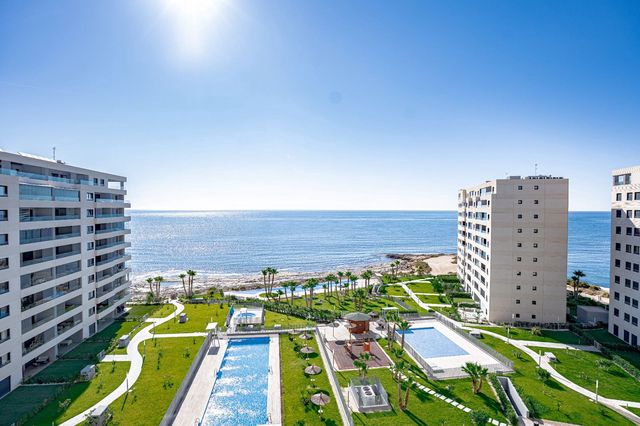 2 makuuhuone Ranta-asunto myytävänä paikassa Punta Prima, Orihuela mukana uima-altaan 
autotalli - 499 000 € (Ref: 10114550)