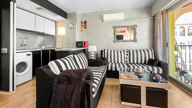 2 makuuhuone Huoneisto myytävänä paikassa Mar Azul, Torrevieja - 145 000 € (Ref: 10114554)
