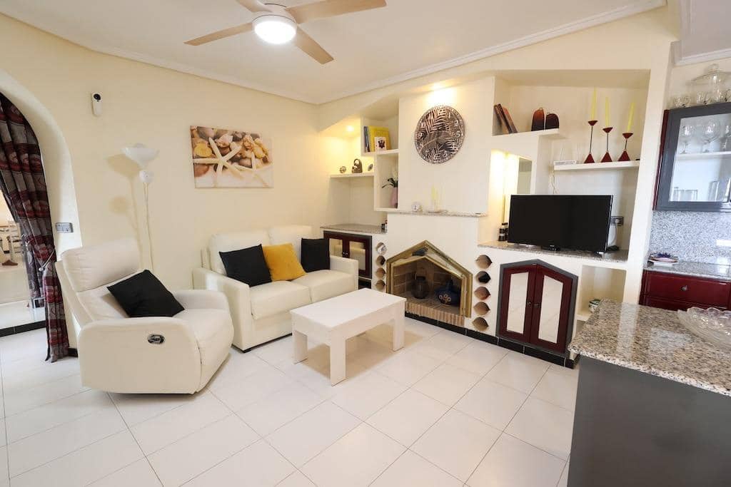2 bedroom Flat for sale in Los Altos with pool - € 175,000 (Ref: 10118747)