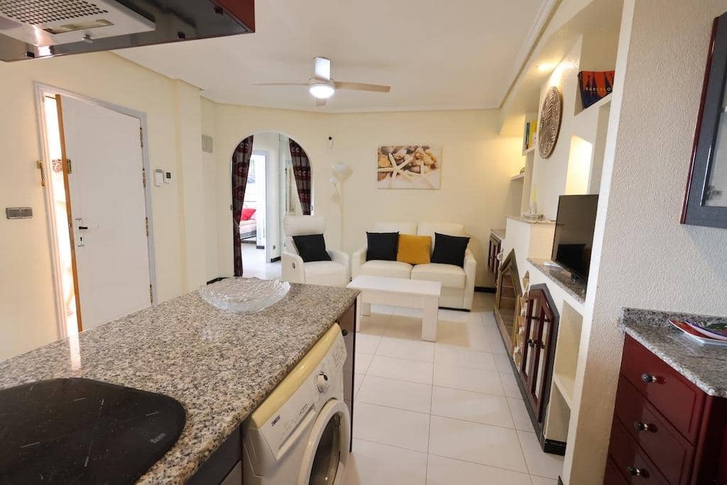 2 bedroom Flat for sale in Los Altos with pool - € 175,000 (Ref: 10118747)