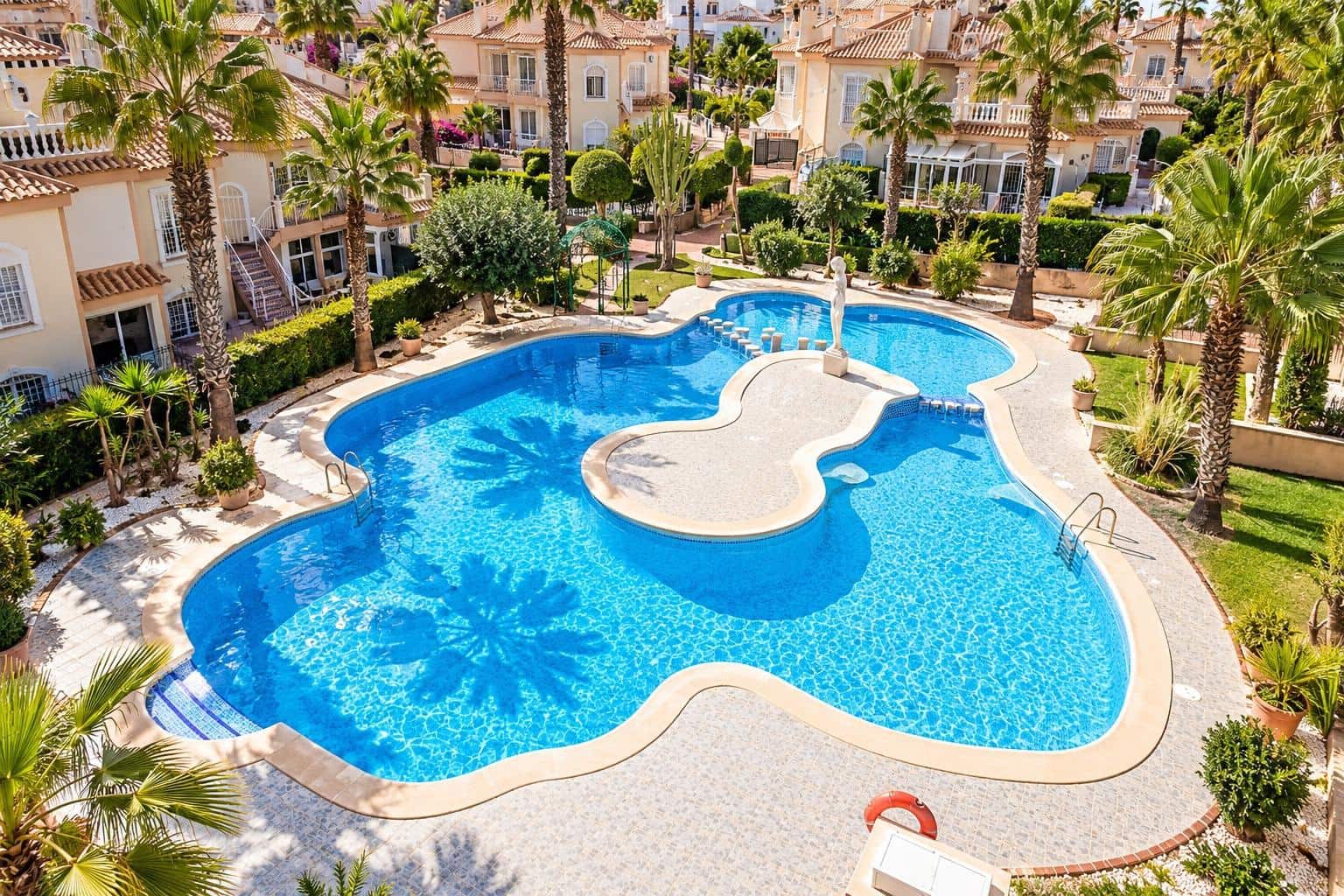 2 bedroom Flat for sale in Los Altos with pool - € 175,000 (Ref: 10118747)