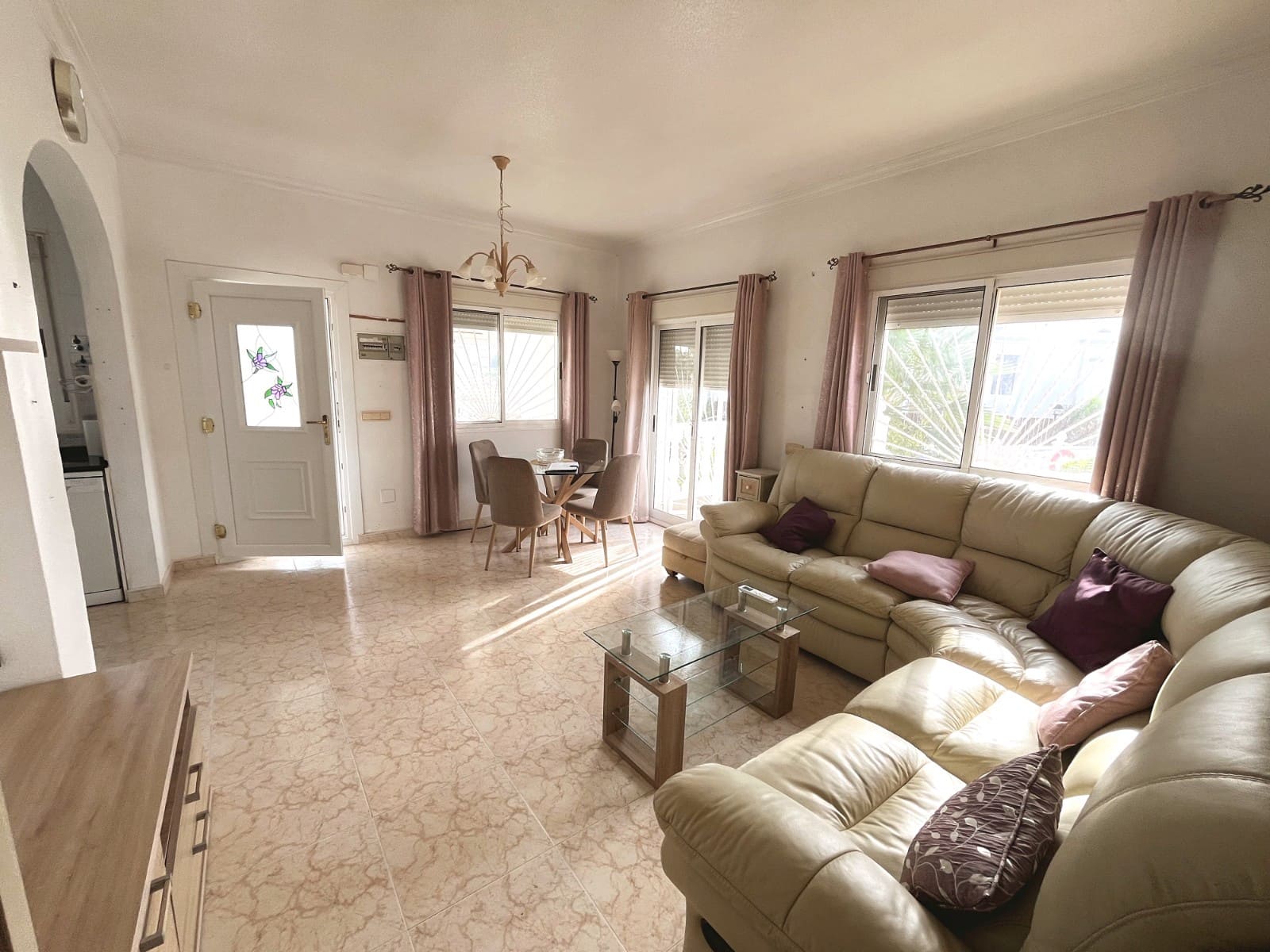 3 Zimmer Bungalow zu verkaufen in Pueblo Bravo mit Pool - 265.000 € (Ref: 10118937)