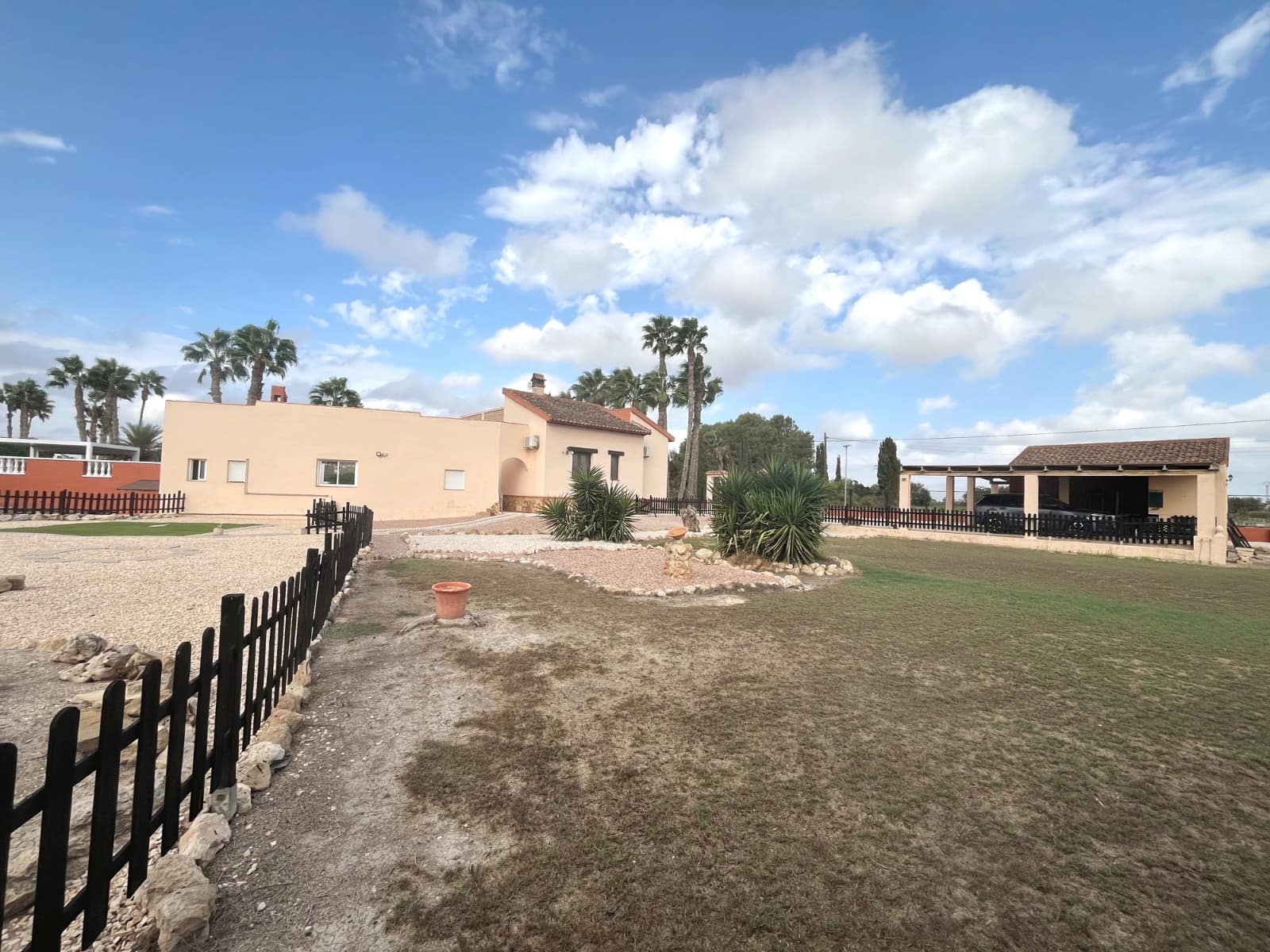 3 bedroom Villa for sale in Daya Vieja with pool garage - € 650,000 (Ref: 10132395)