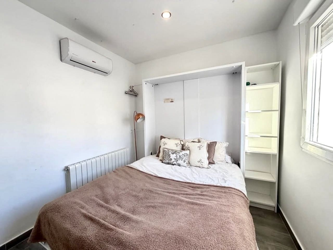 6 quarto Moradia para venda em Villamartin com piscina garagem - 695 000 € (Ref: 10139336)