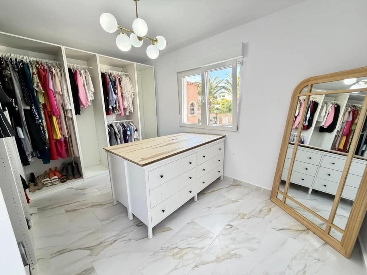 6 quarto Moradia para venda em Villamartin com piscina garagem - 695 000 € (Ref: 10139336)