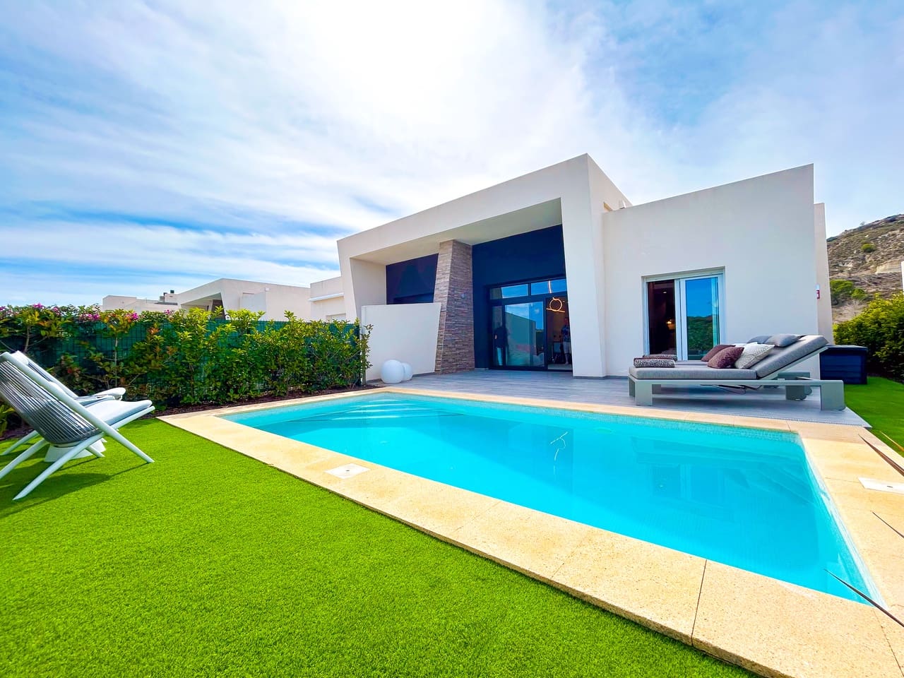 3 slaapkamer Villa te koop in Algorfa met zwembad garage - € 449.000 (Ref: 10145754)