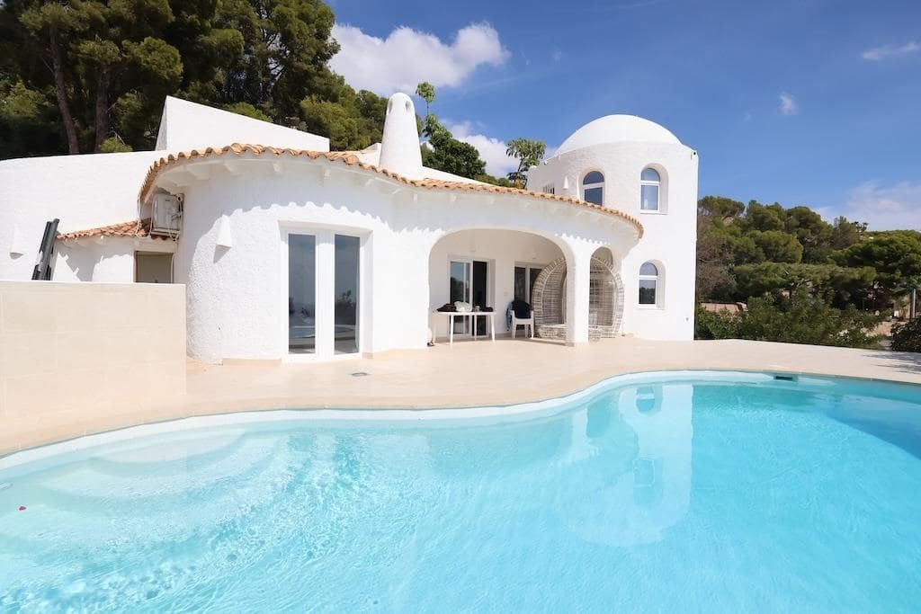 3 soverom Villa til salgs i Altea la Vella med svømmebasseng garasje - € 1 150 000 (Ref: 10157460)