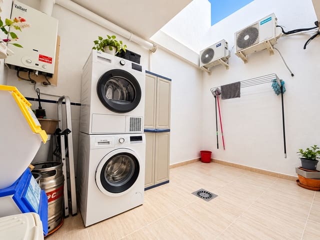 3 quarto Casa em Banda para venda em Daya Nueva com garagem - 180 000 € (Ref: 10160132)