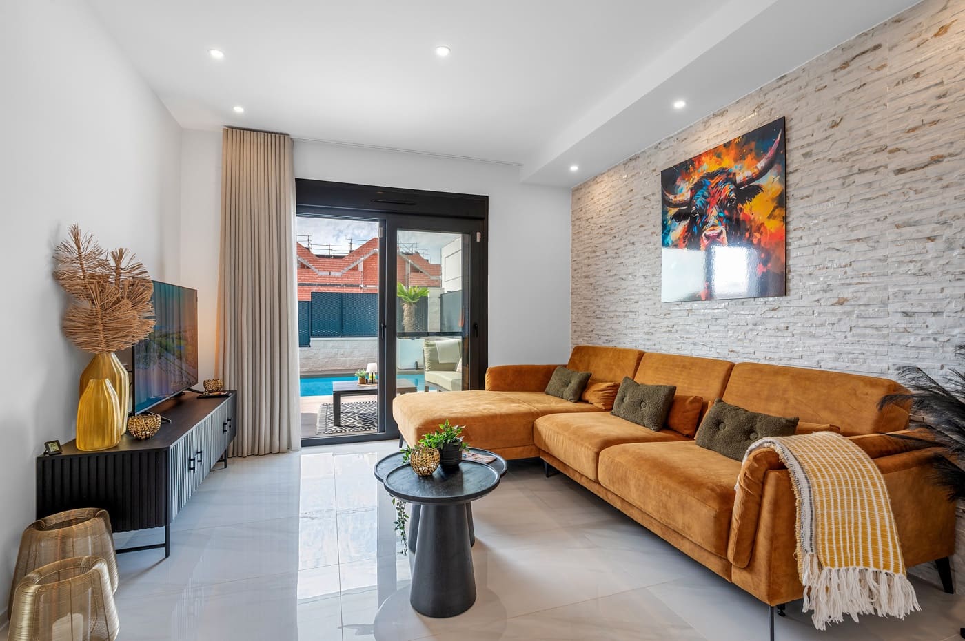 3 bedroom Villa for sale in Orihuela Costa with pool - € 469,000 (Ref: 10160943)