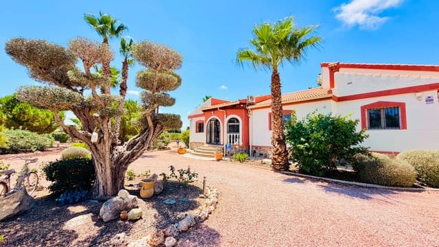 5 soverom Villa til salgs i Daya Vieja med svømmebasseng garasje - € 749 000 (Ref: 10160946)