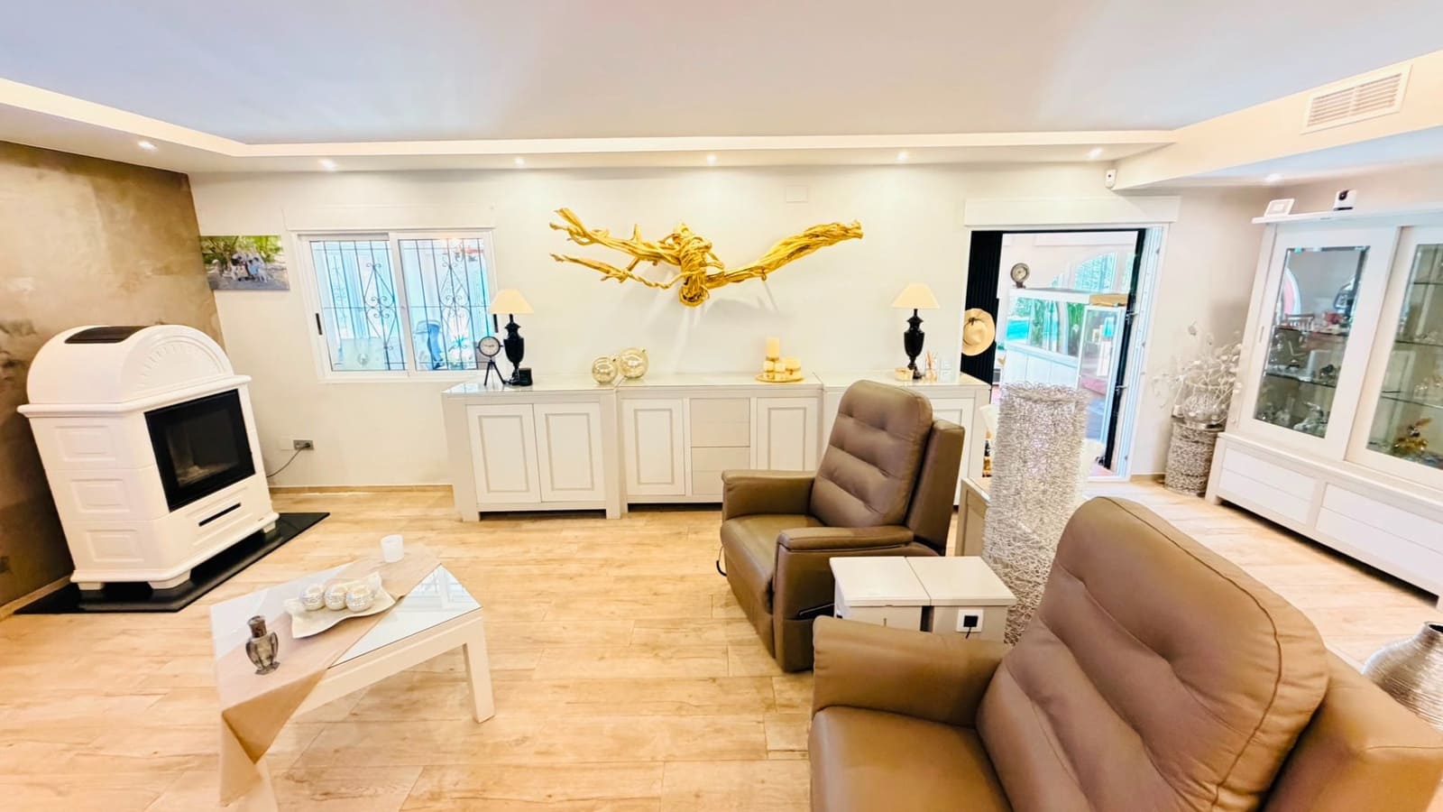 5 soverom Villa til salgs i Daya Vieja med svømmebasseng garasje - € 749 000 (Ref: 10160946)