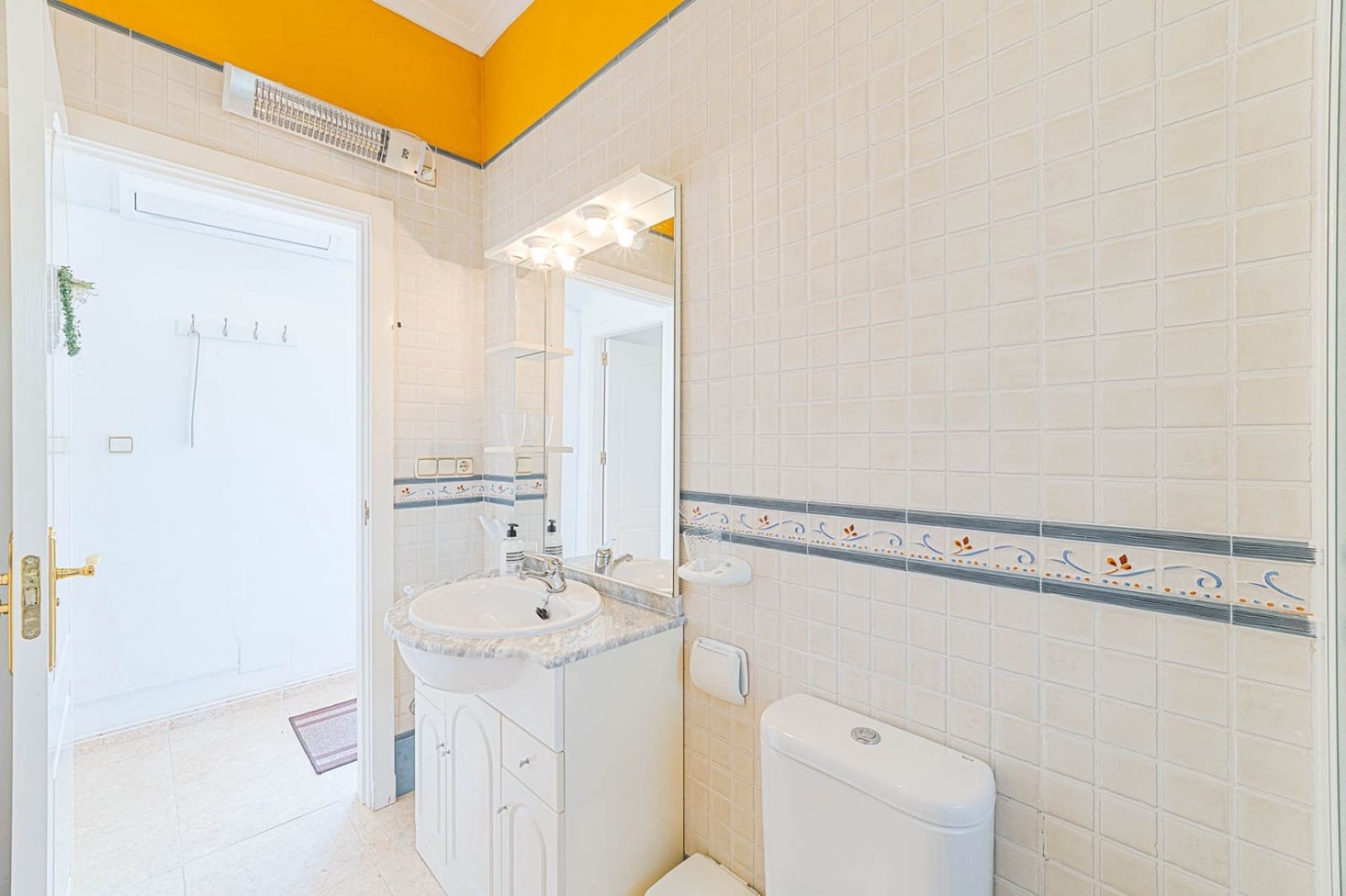4 bedroom Townhouse for sale in Ciudad Quesada with pool garage - € 299,900 (Ref: 10160950)