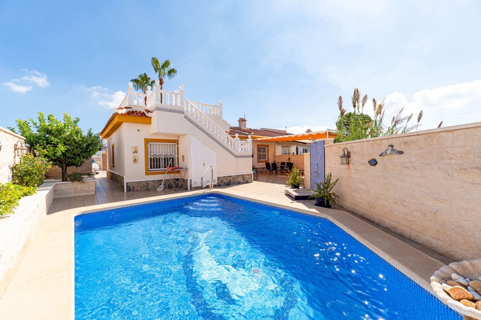 4 bedroom Townhouse for sale in Ciudad Quesada with pool garage - € 299,900 (Ref: 10160950)