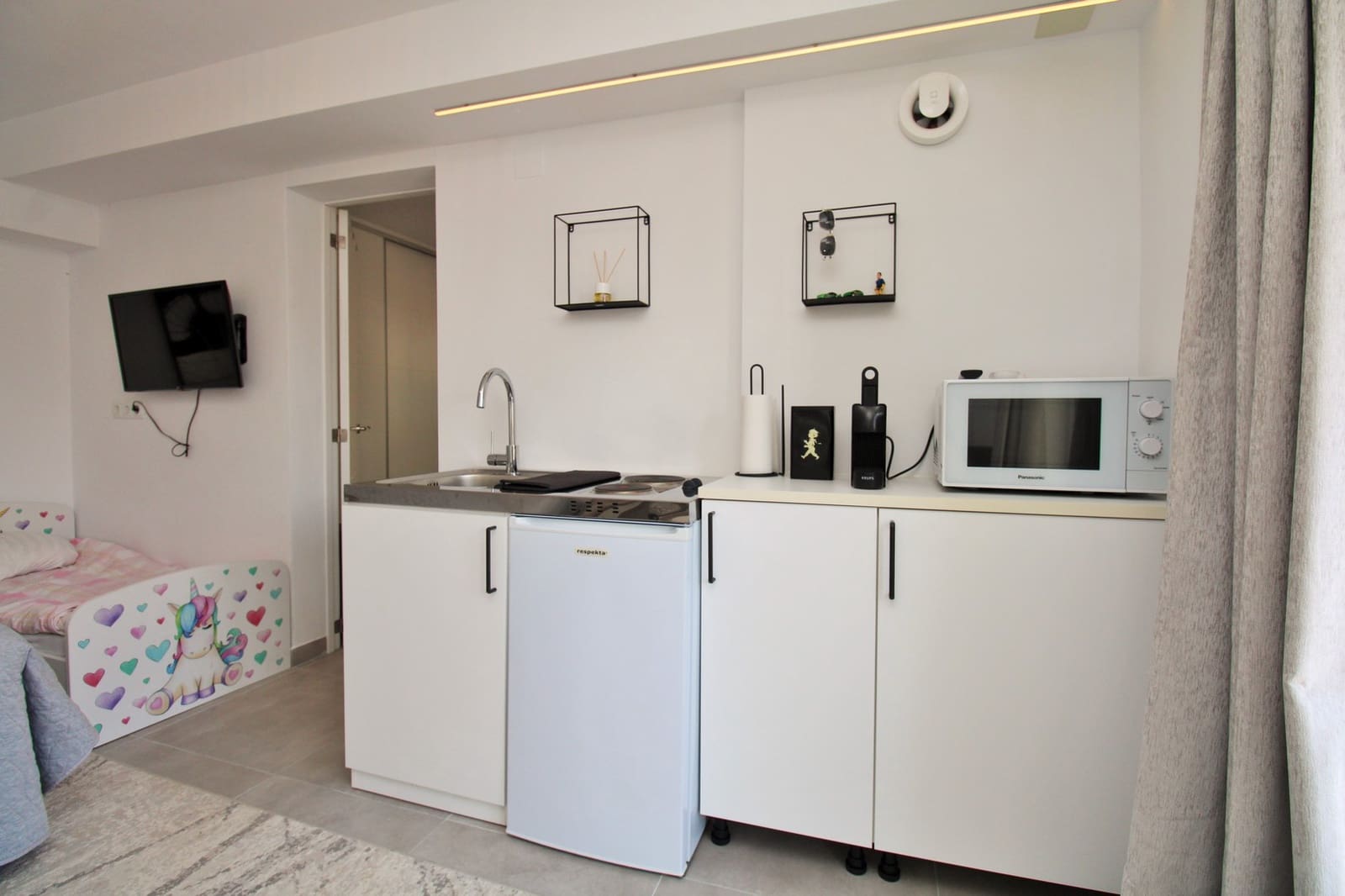 3 bedroom Villa for sale in Villamartin with pool garage - € 599,000 (Ref: 10160955)