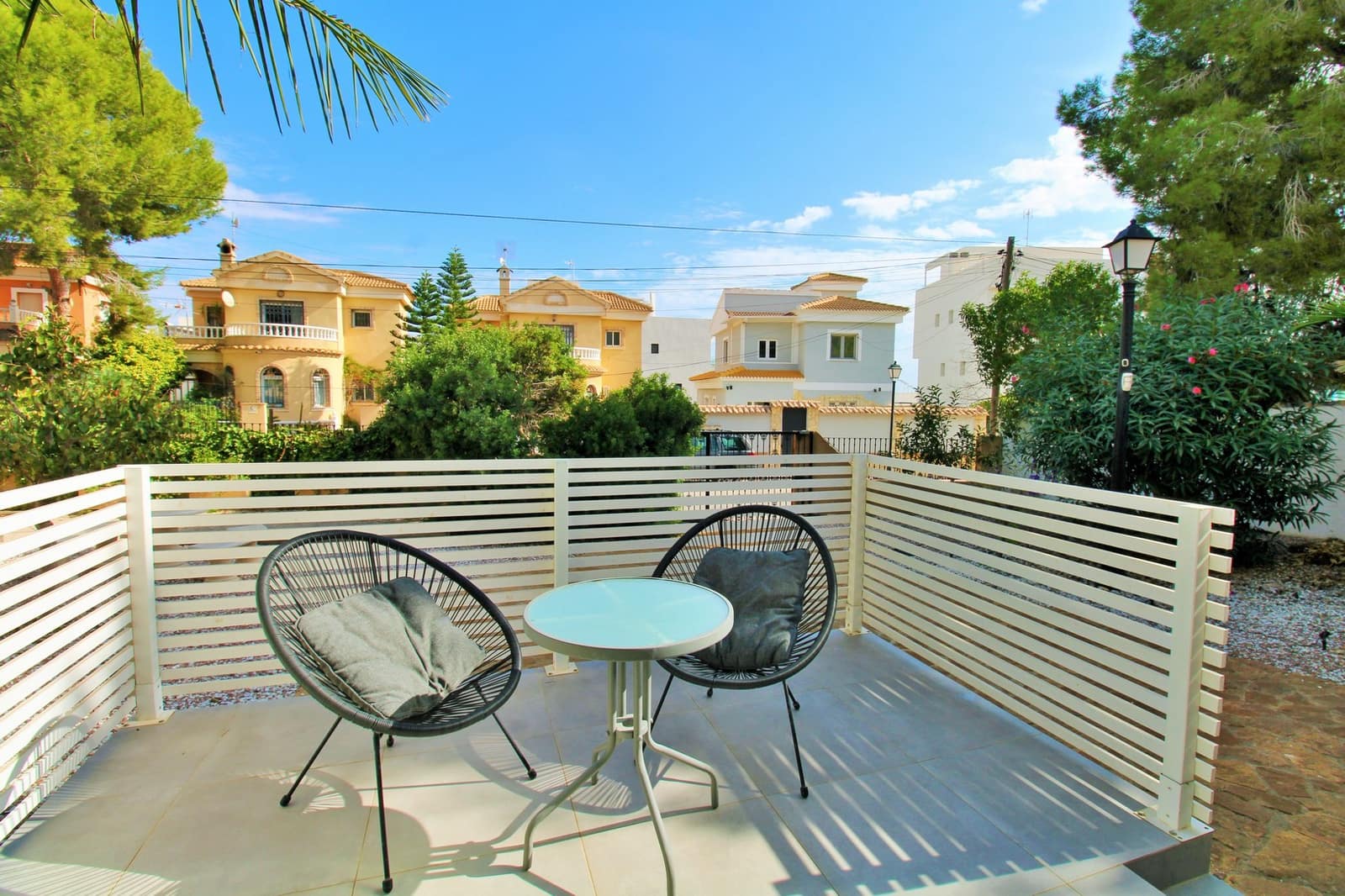 3 bedroom Villa for sale in Villamartin with pool garage - € 599,000 (Ref: 10160955)