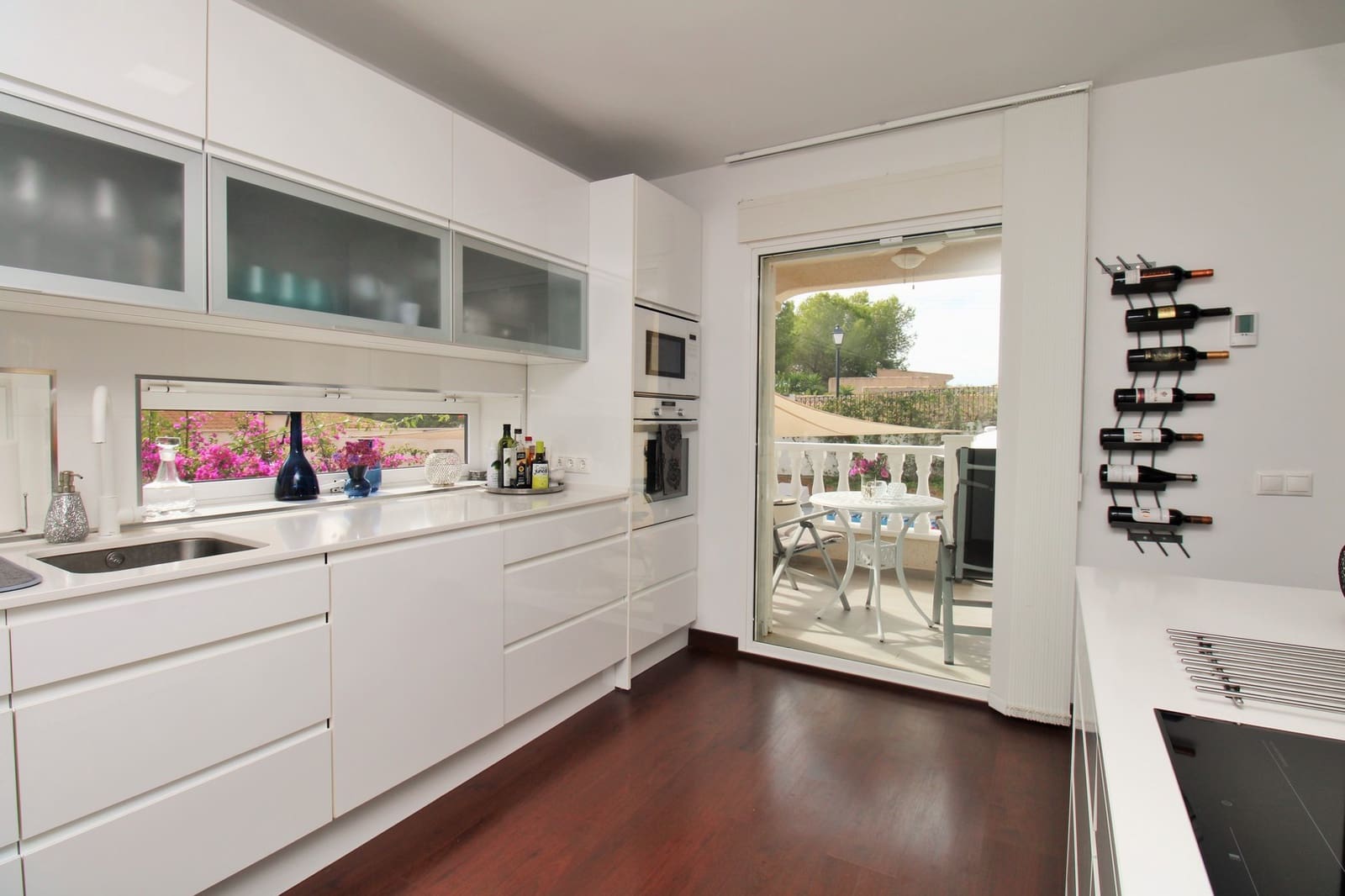 3 bedroom Villa for sale in Villamartin with pool garage - € 599,000 (Ref: 10160955)