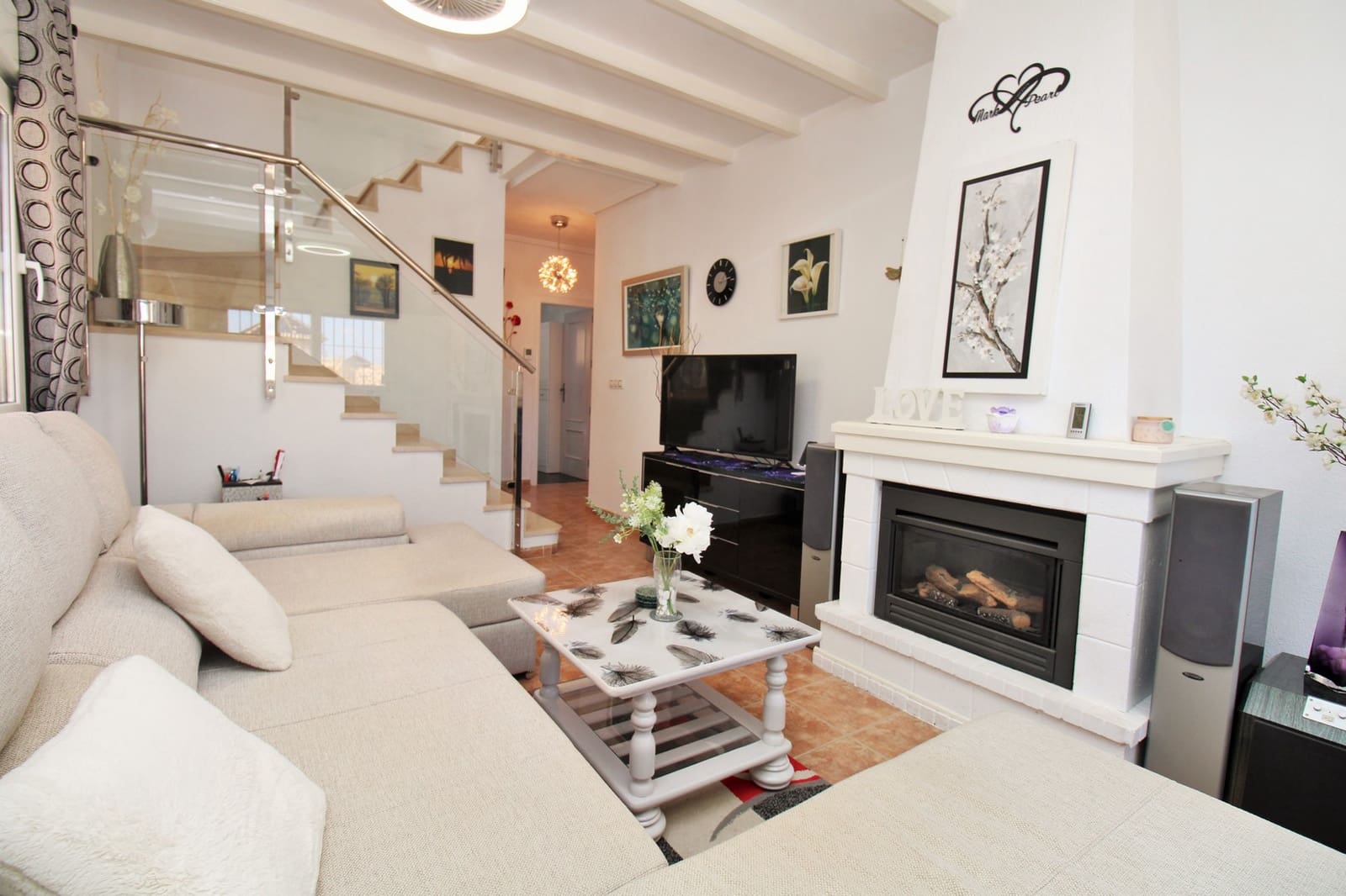 3 bedroom Villa for sale in Villamartin with pool garage - € 299,950 (Ref: 10160963)