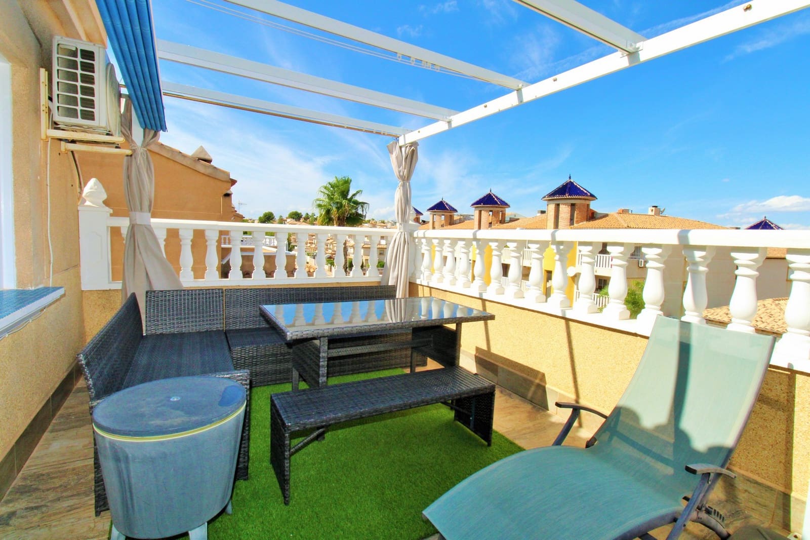 3 bedroom Villa for sale in Villamartin with pool garage - € 299,950 (Ref: 10160963)