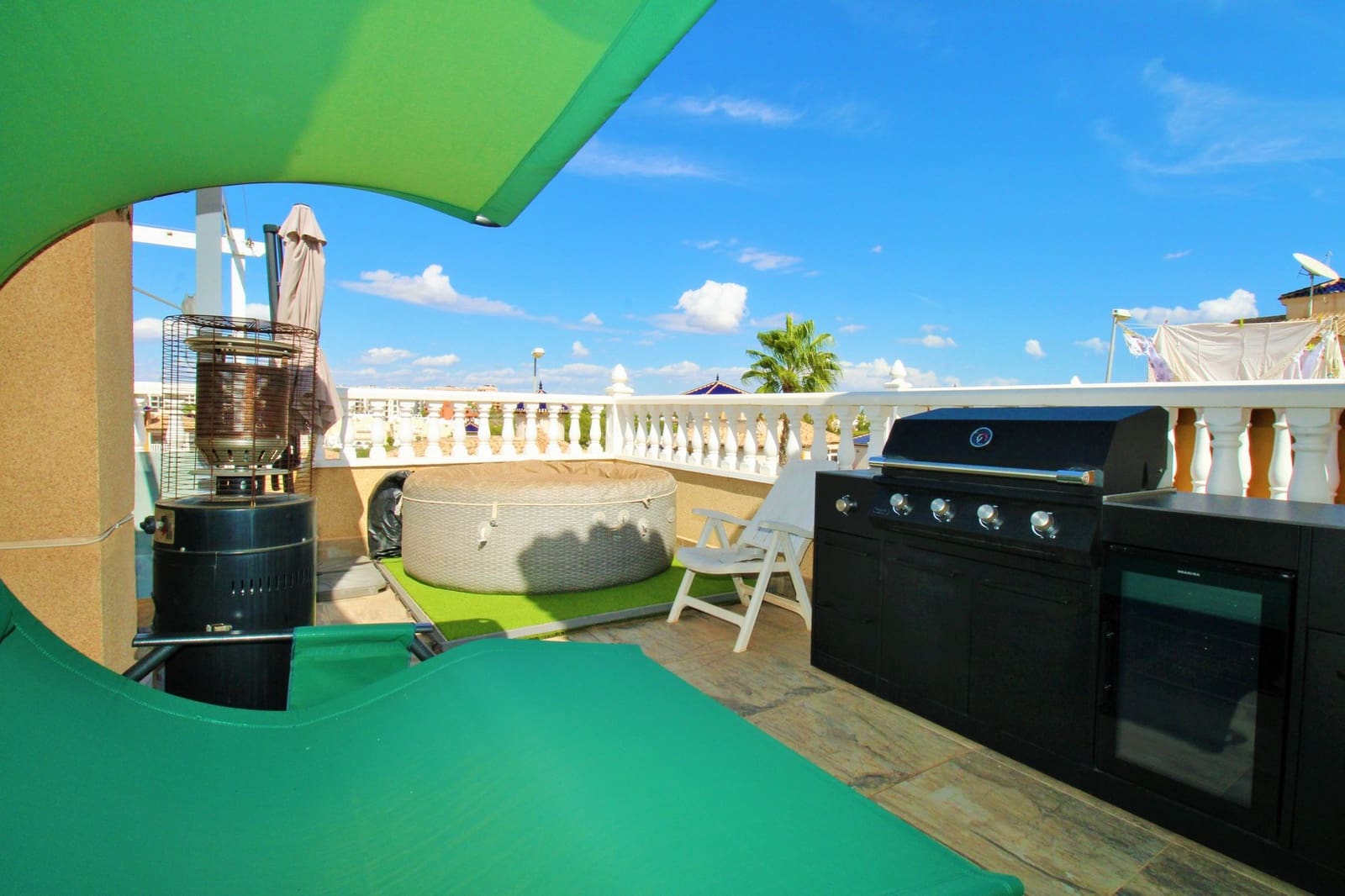 3 bedroom Villa for sale in Villamartin with pool garage - € 299,950 (Ref: 10160963)