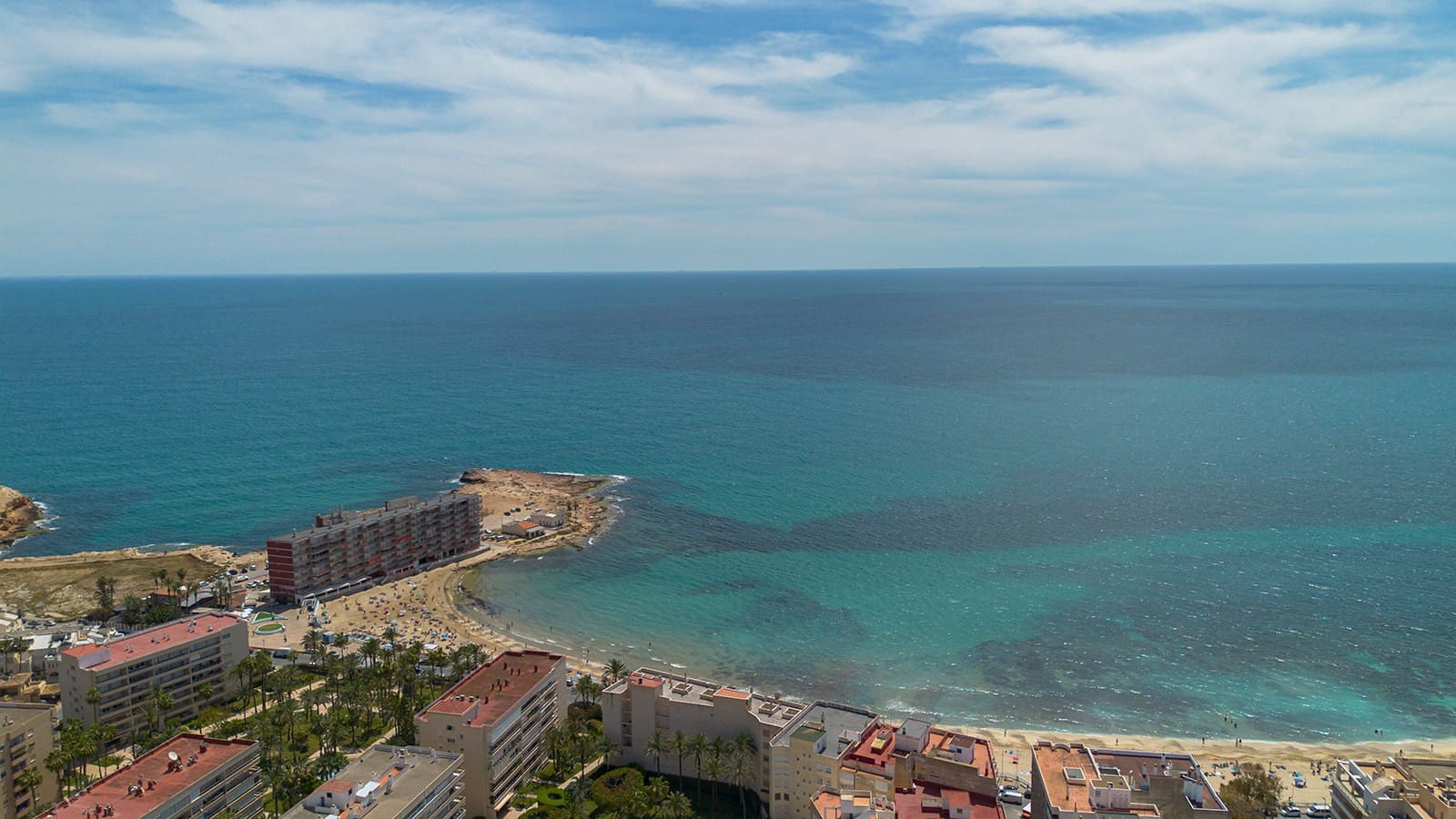 Apartamento Playa de 2 habitaciones en Torrevieja en venta con piscina garaje - 269.500 € (Ref: 10160972)