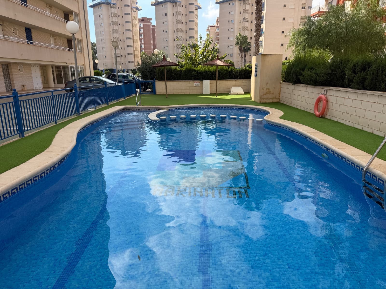 2 soverom Strandleiligheter til salgs i Guardamar del Segura med svømmebasseng garasje - € 195 000 (Ref: 10160973)