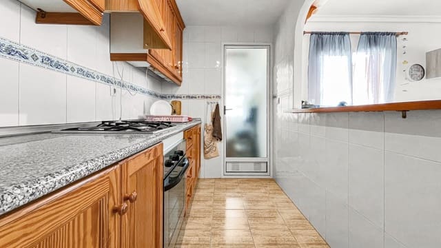 2 slaapkamer Strandappartement te koop in Mil Palmeras, Pilar de la Horadada met zwembad - € 189.900 (Ref: 10160976)