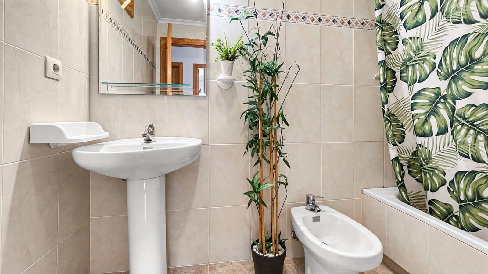 2 slaapkamer Strandappartement te koop in Pilar de la Horadada met zwembad - € 189.900 (Ref: 10160976)