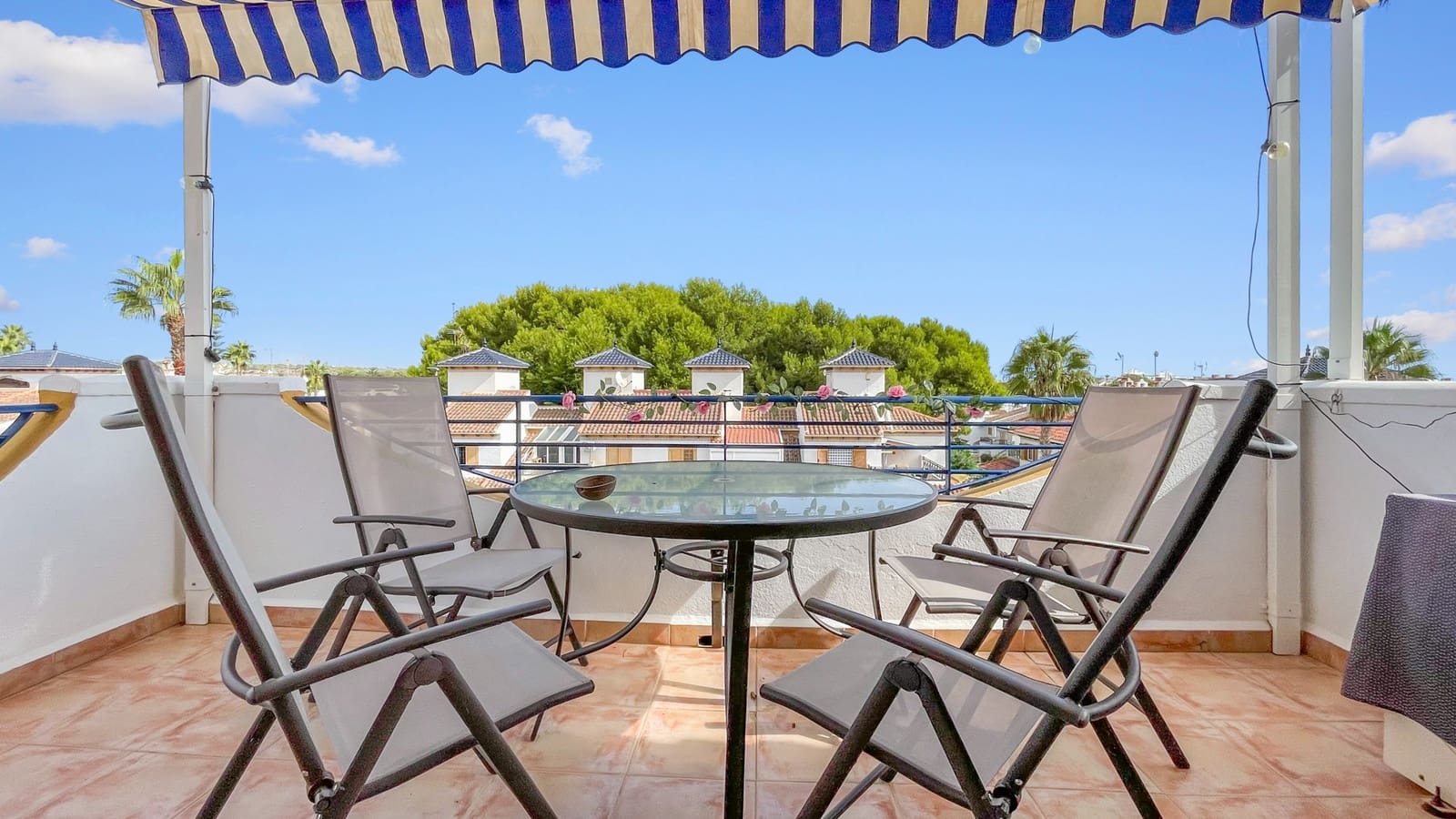 2 slaapkamer Strandappartement te koop in Pilar de la Horadada met zwembad - € 189.900 (Ref: 10160976)