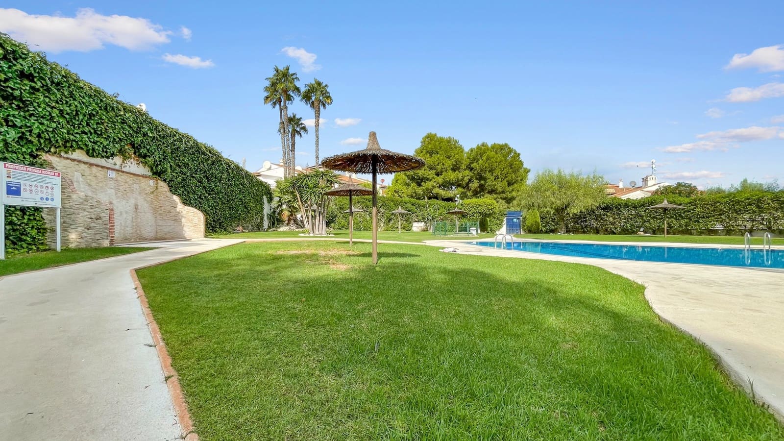 2 slaapkamer Strandappartement te koop in Pilar de la Horadada met zwembad - € 189.900 (Ref: 10160976)