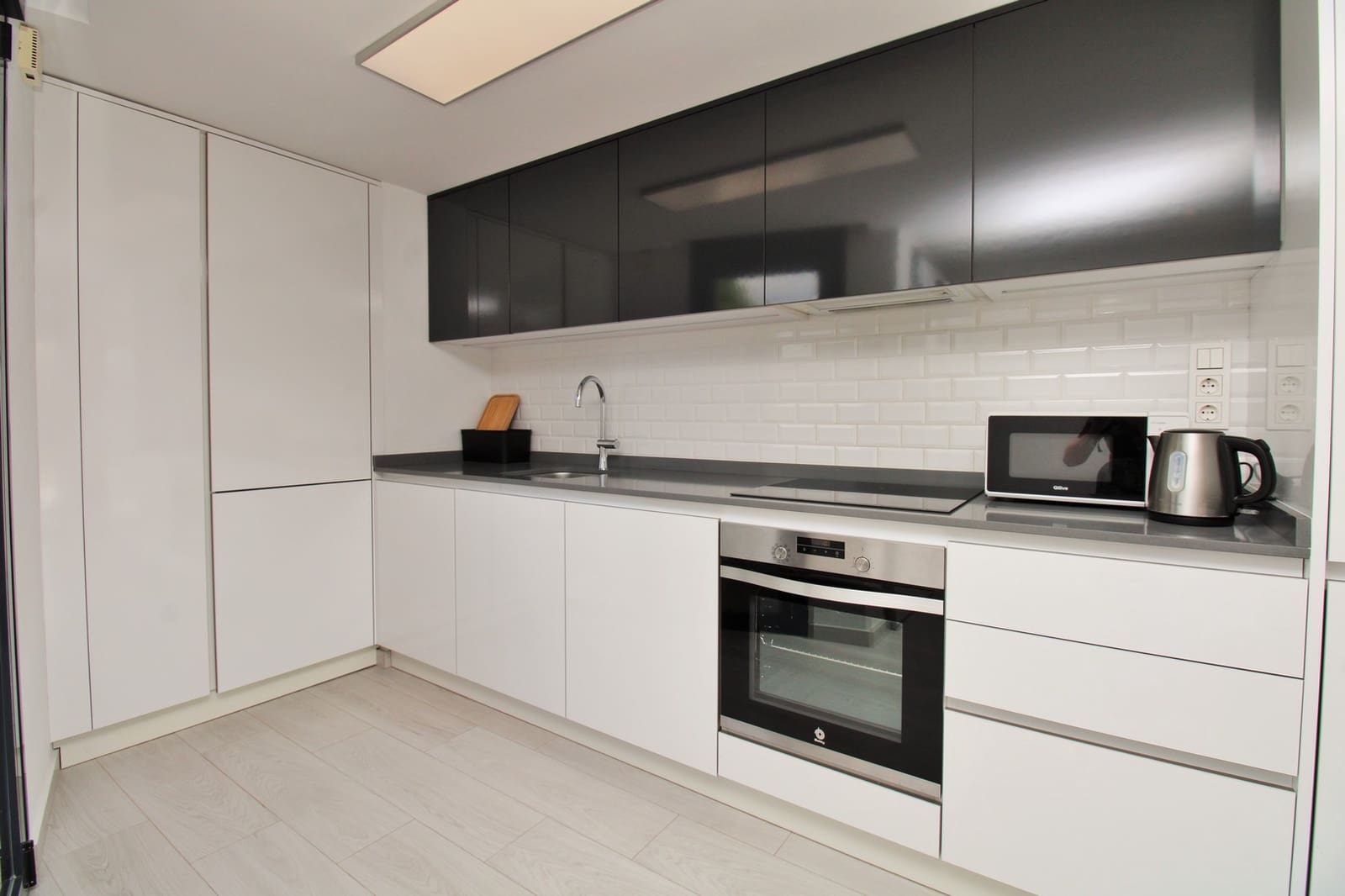 3 slaapkamer Penthouse te koop in Villamartin met zwembad garage - € 379.000 (Ref: 10160979)
