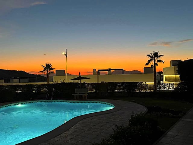 Apartamento de 2 habitaciones en Algorfa en venta con piscina - 189.995 € (Ref: 10160989)