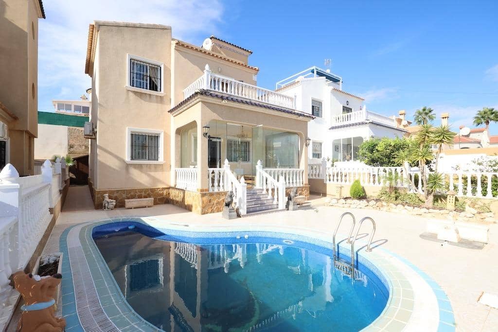 3 sypialnia Willa na sprzedaż w Filipinas z basenem garażem - 360 000 € (Ref: 10162603)