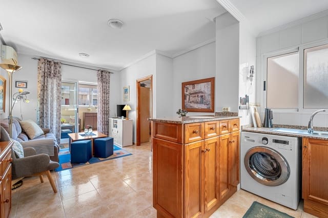 2 soverom Strandleiligheter til salgs i Parque de las Naciones, Torrevieja med svømmebasseng - € 149 000 (Ref: 10163408)