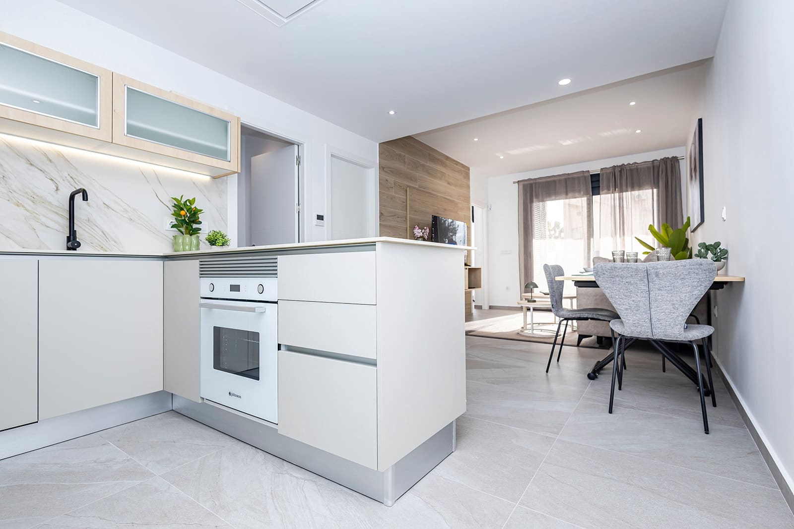 2 chambre Appartement à vendre à Torrevieja avec piscine garage - 269 000 € (Ref: 10164724)