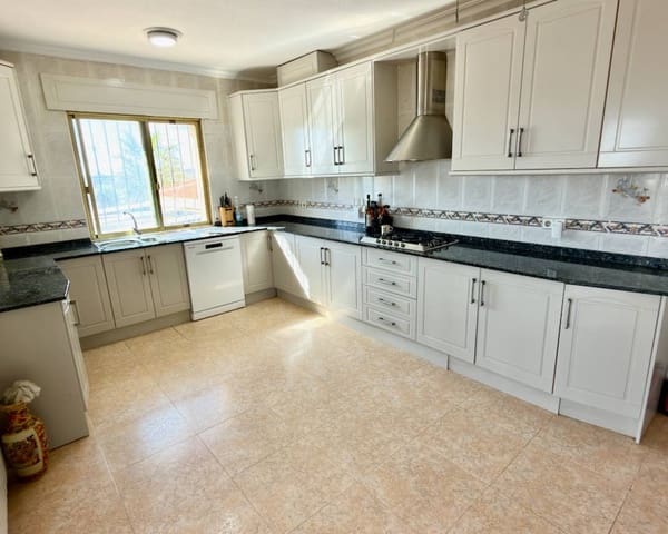 3 bedroom Villa for sale in Ciudad Quesada, Rojales with pool garage - € 600,000 (Ref: 10168170)