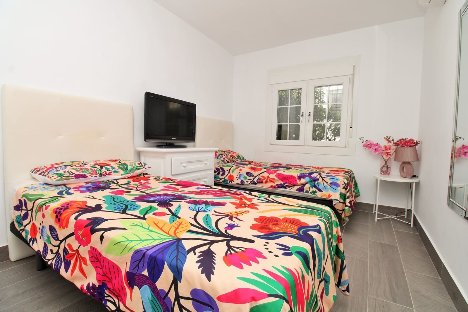 3 bedroom Townhouse for sale in Villamartin with pool - € 289,000 (Ref: 10168171)