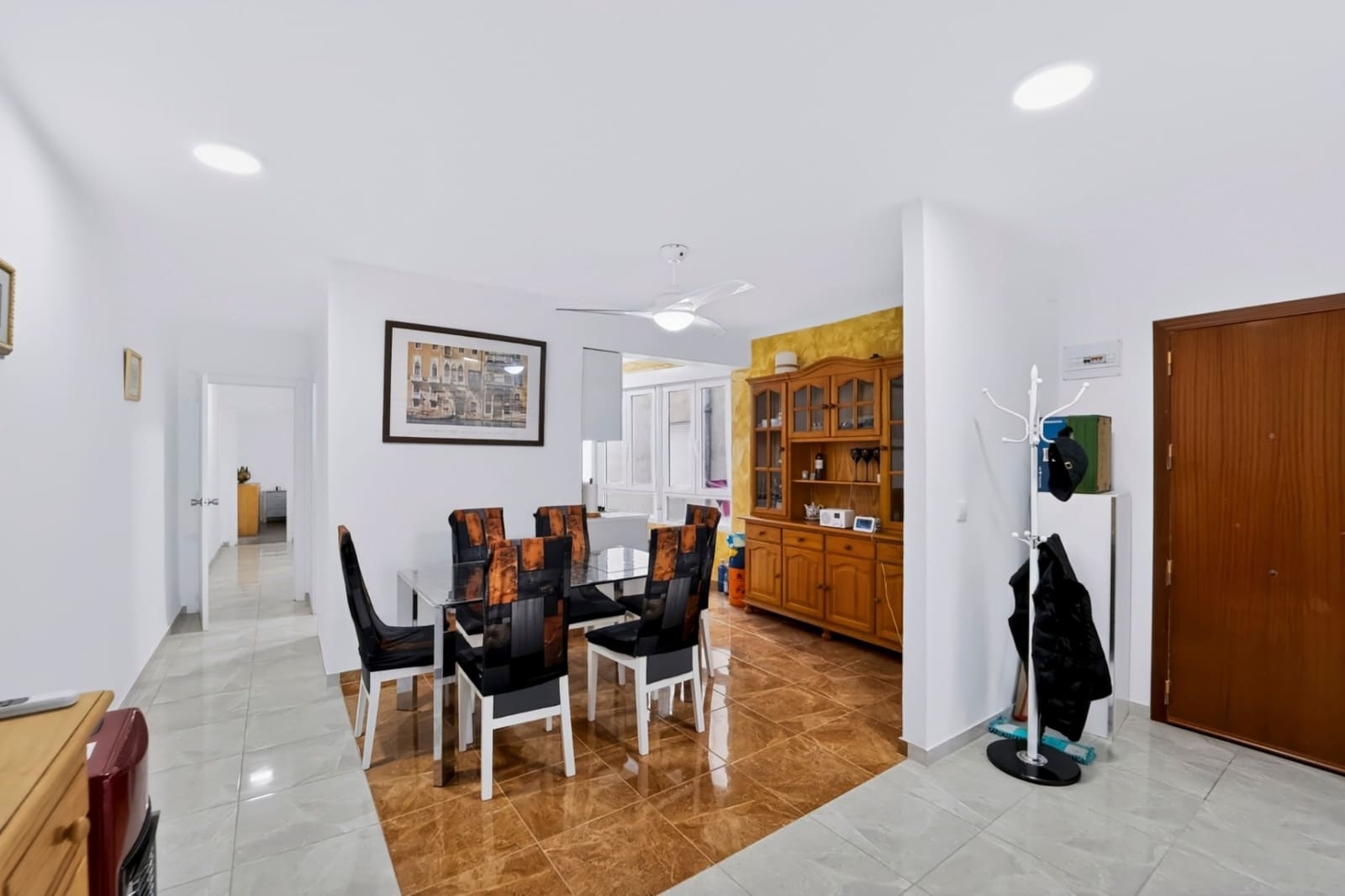Piso de 3 habitaciones en Guardamar del Segura en venta - 187.500 € (Ref: 10168174)