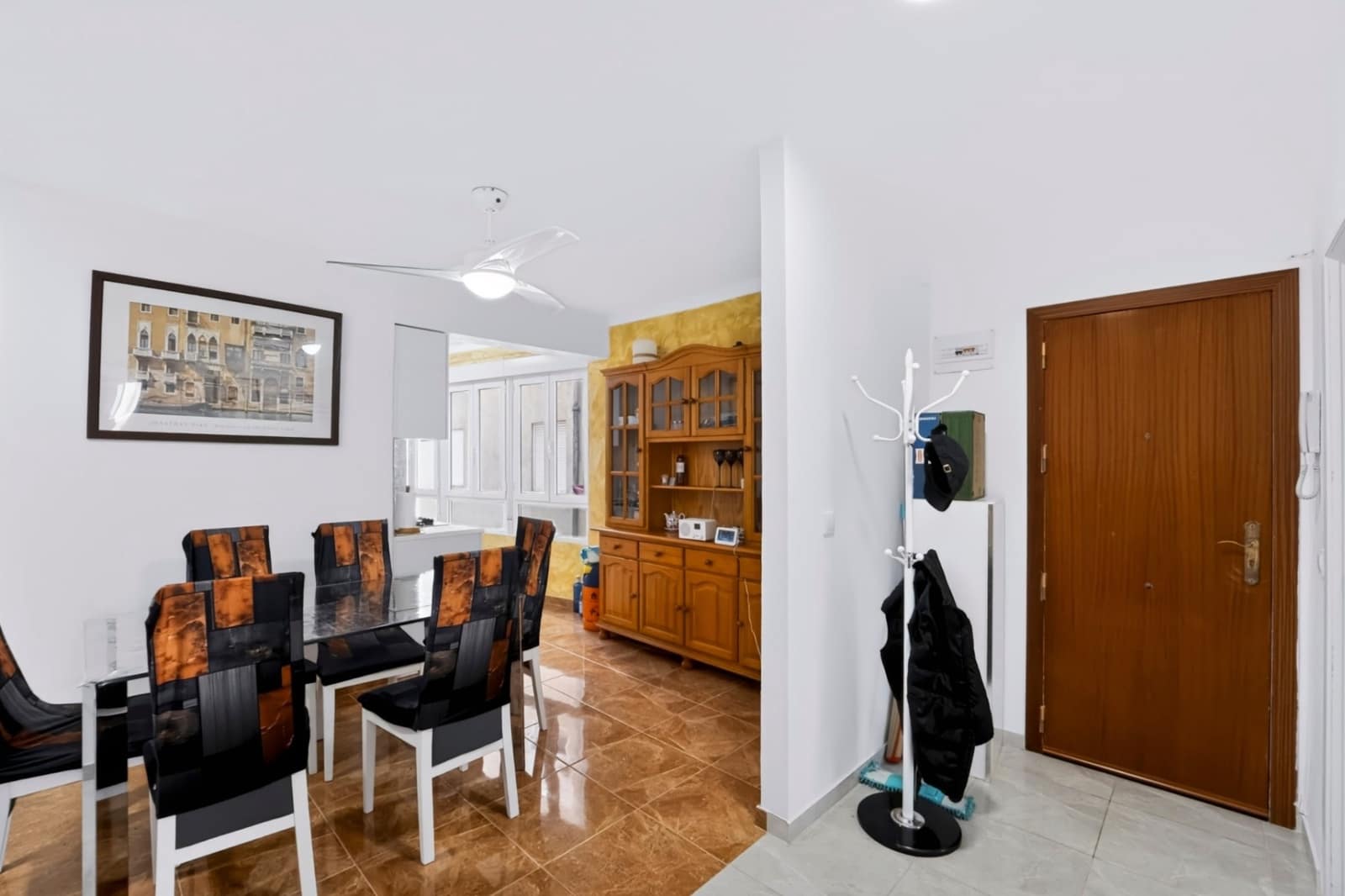 Piso de 3 habitaciones en Guardamar del Segura en venta - 187.500 € (Ref: 10168174)