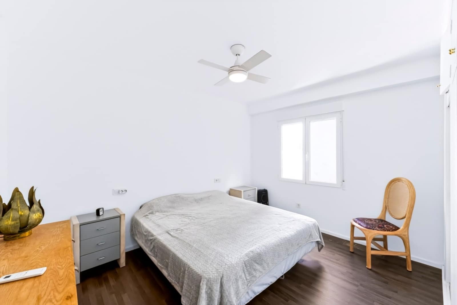 Piso de 3 habitaciones en Guardamar del Segura en venta - 187.500 € (Ref: 10168174)