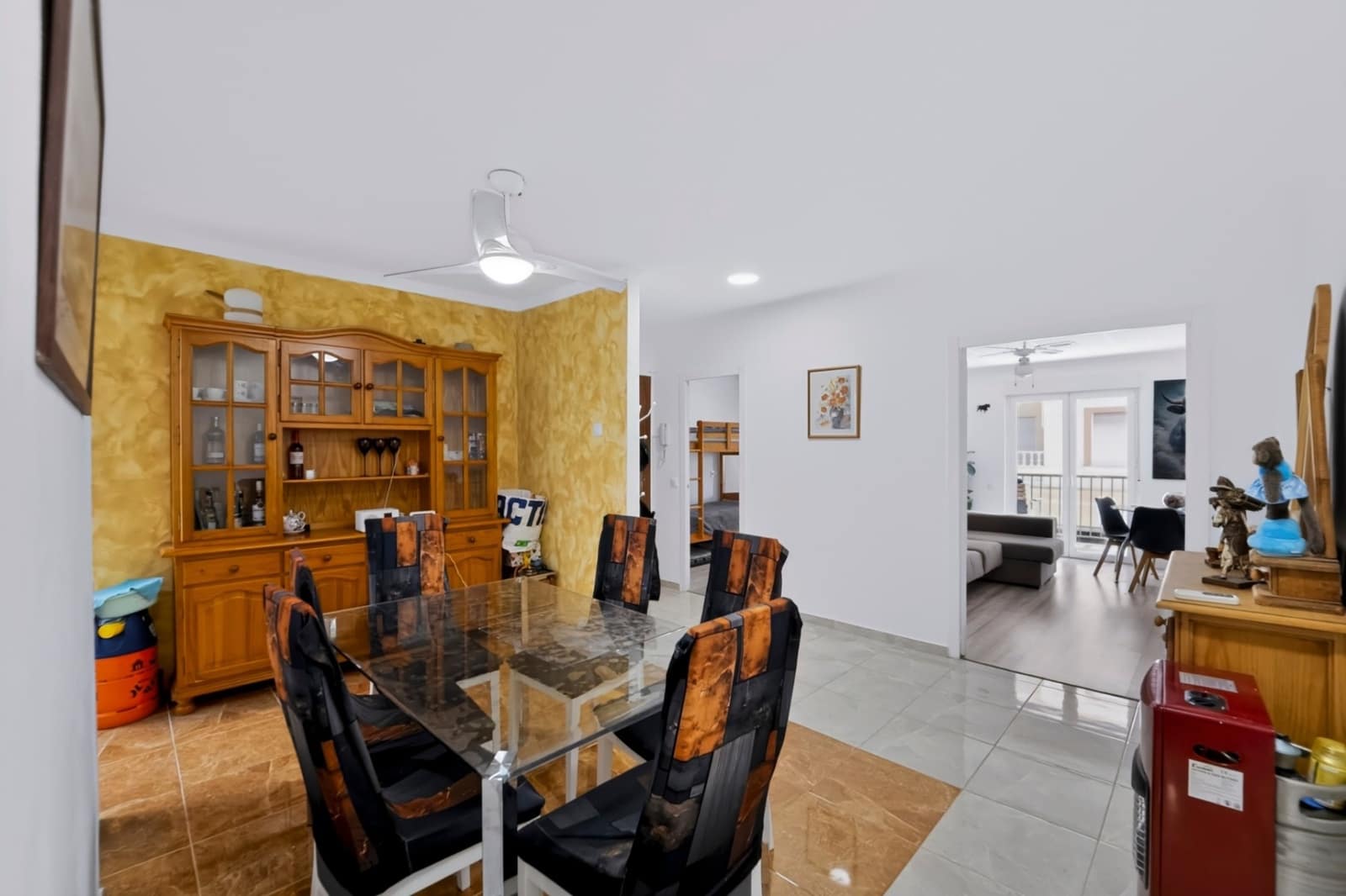 Piso de 3 habitaciones en Guardamar del Segura en venta - 187.500 € (Ref: 10168174)