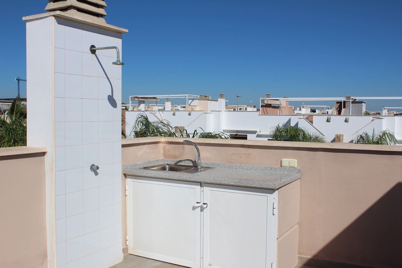 3 soveværelse Byhus til salg i Torre de la Horadada med swimmingpool - € 429.995 (Ref: 10171130)