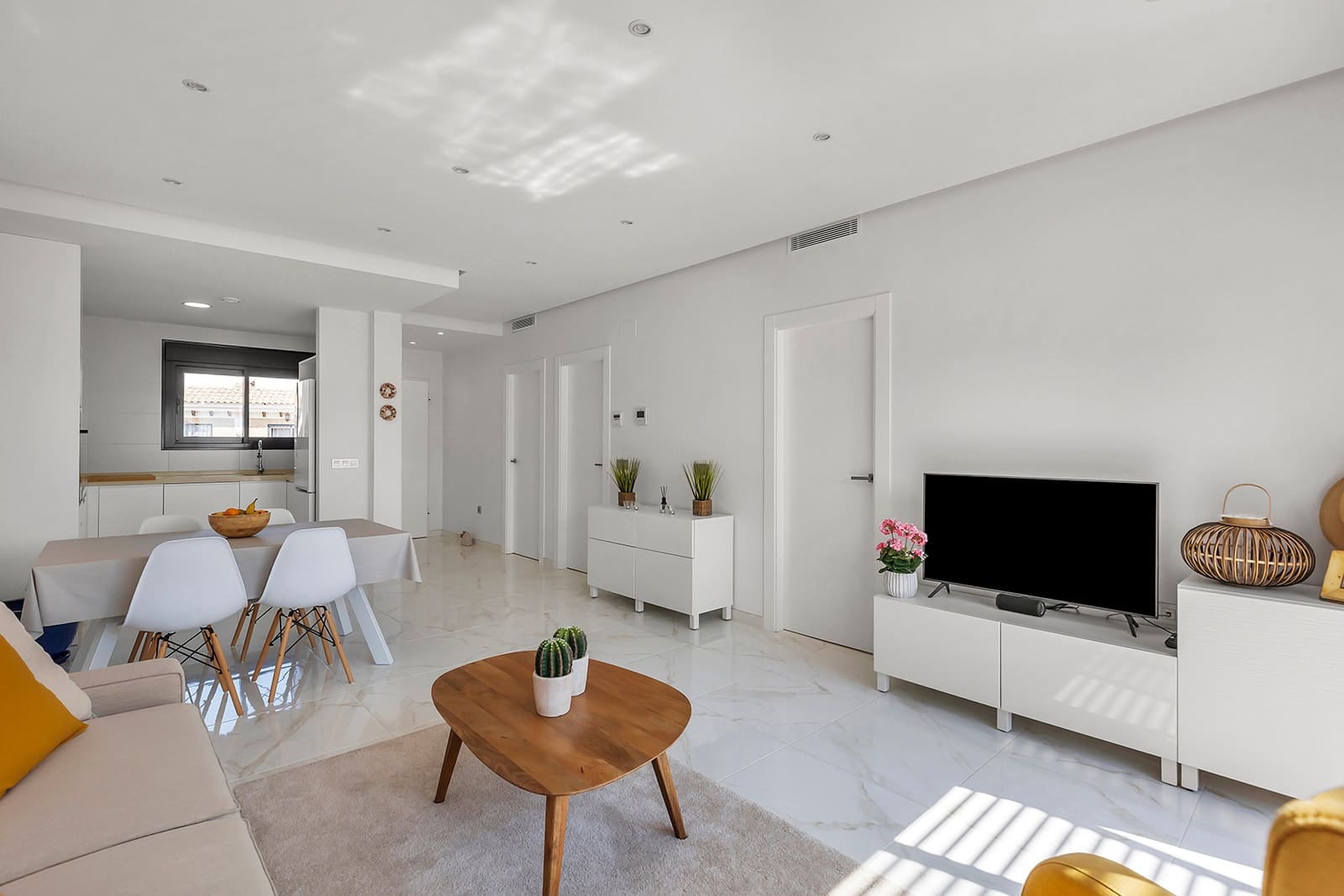 Ático de 2 habitaciones en Dolores De Pacheco en venta con piscina - 259.000 € (Ref: 10173189)