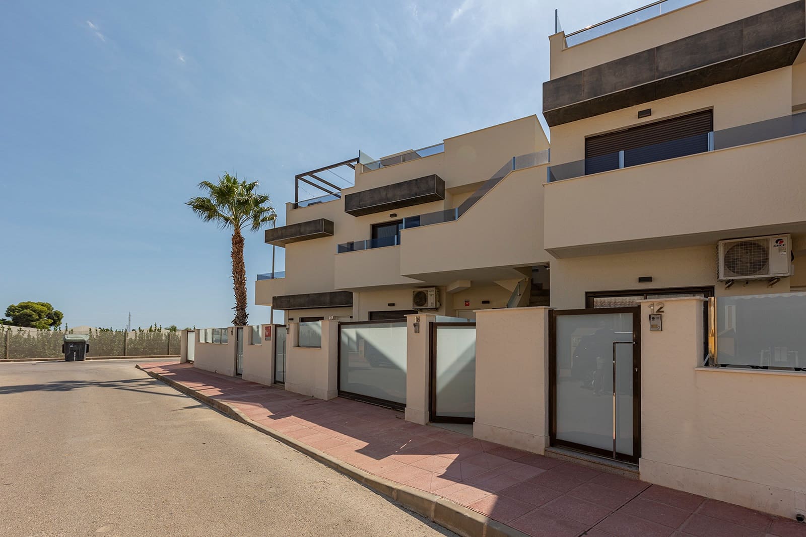 Ático de 2 habitaciones en Dolores De Pacheco en venta con piscina - 259.000 € (Ref: 10173189)