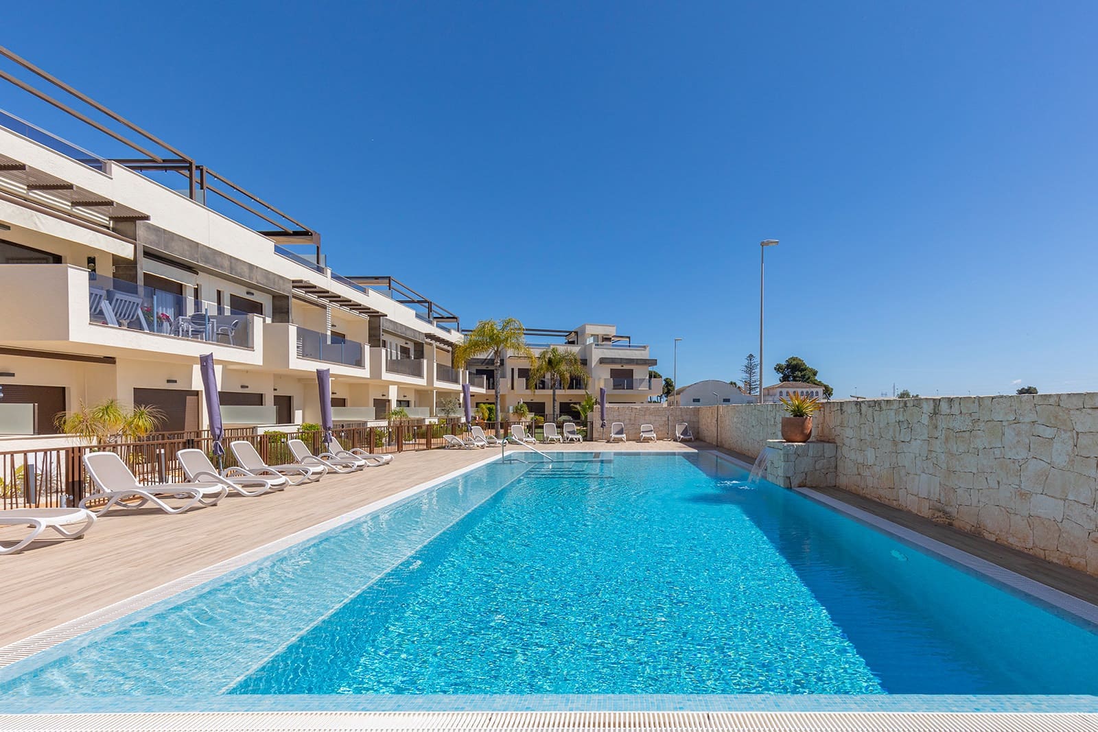 Ático de 2 habitaciones en Dolores De Pacheco en venta con piscina - 259.000 € (Ref: 10173189)