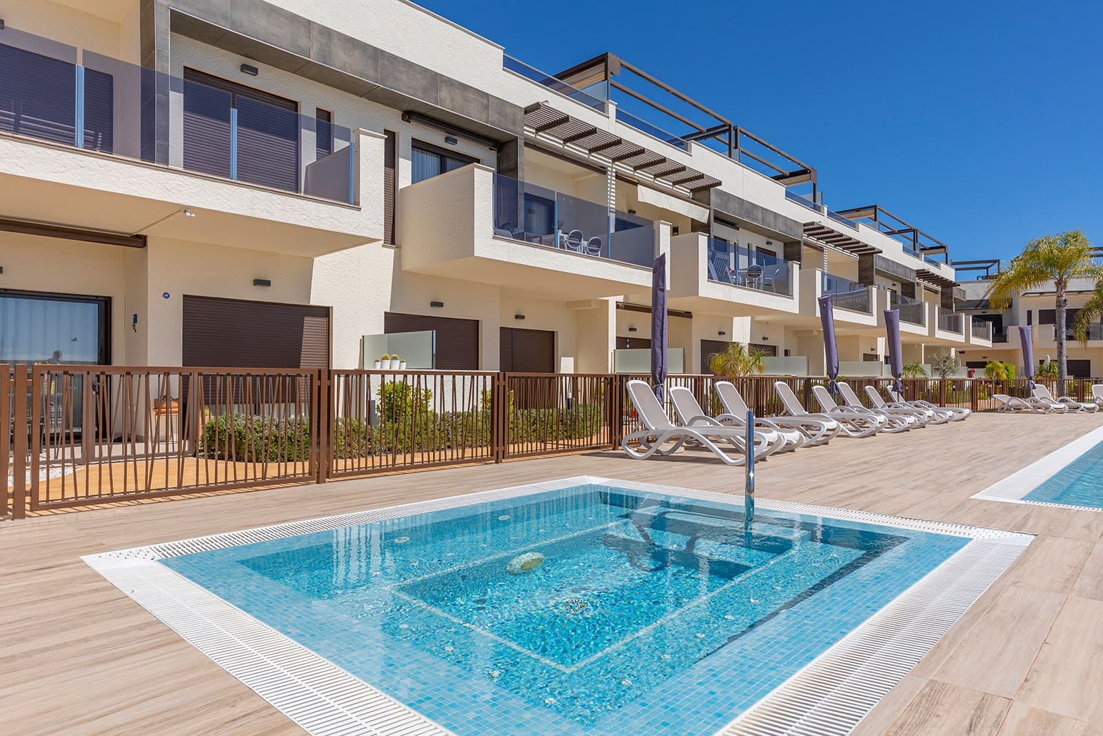 Ático de 2 habitaciones en Dolores De Pacheco en venta con piscina - 259.000 € (Ref: 10173189)