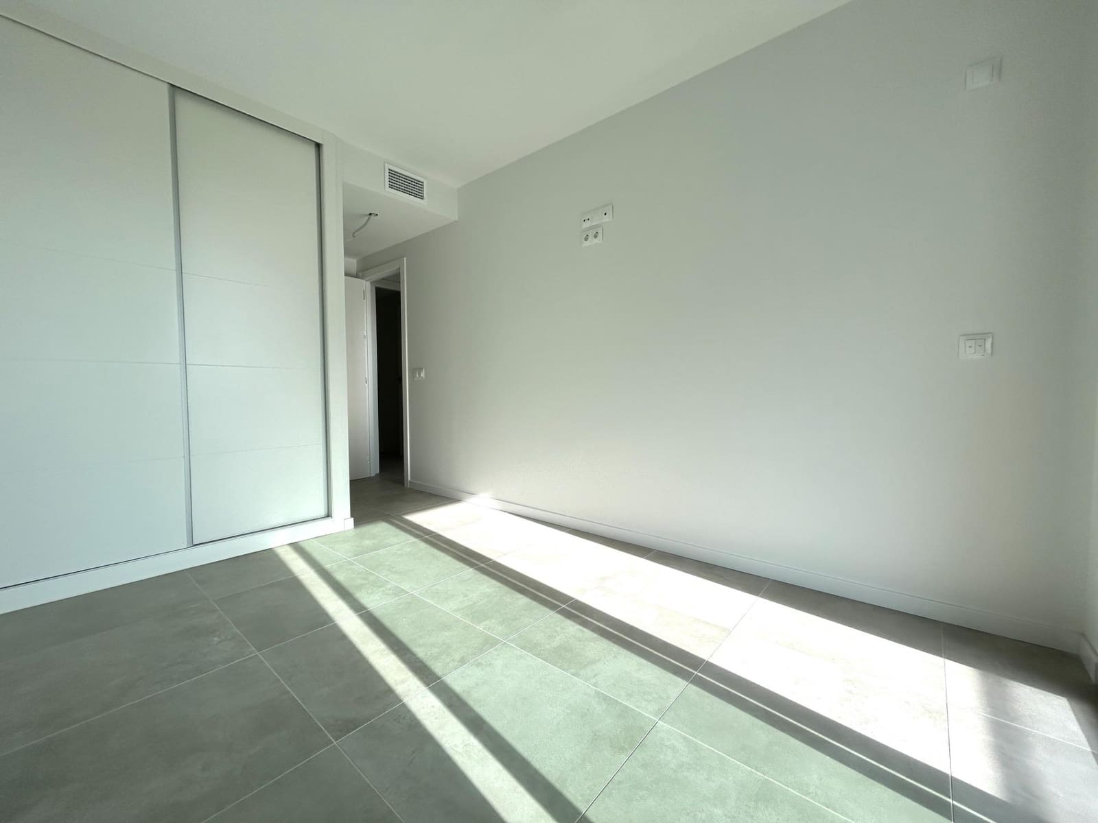 2 Zimmer Apartment zu verkaufen in Orihuela Costa mit Pool Garage - 363.000 € (Ref: 10174898)