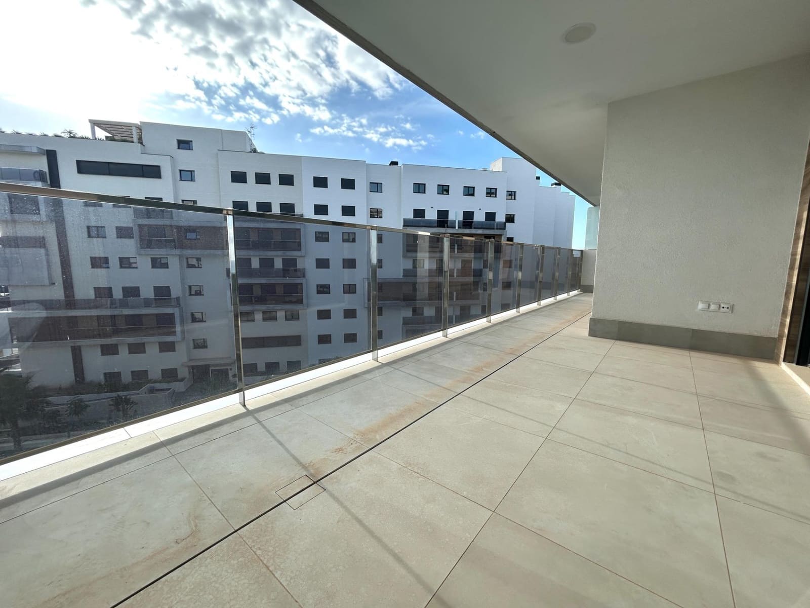 2 Zimmer Apartment zu verkaufen in Orihuela Costa mit Pool Garage - 363.000 € (Ref: 10174898)